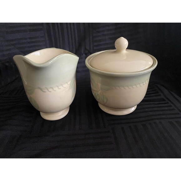Pfaltzgraff pear bloom cream and sugar set with salt and pepper set - Picture 3 of 13